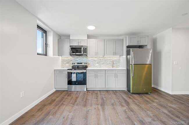 Photo - 43-34 53rd St Unit 2B