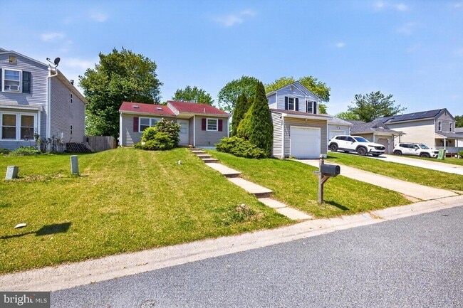 Building Photo - 308 Skeet Ave
