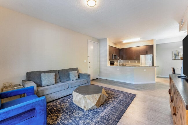 Building Photo - 257 S Seneca Blvd Unit ID1254946P