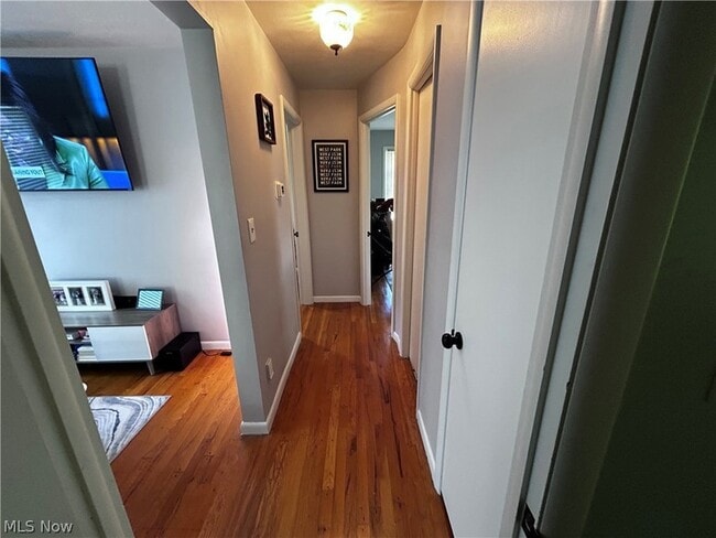 Photo - 327 Beebe Ave