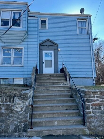 Building Photo - 6 Lockwood Ave Unit 1W