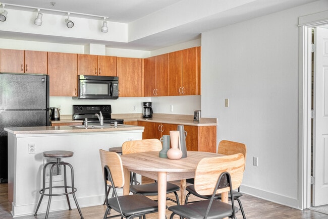 Photo - 11000 NE 10th St Unit FL1-ID3413A