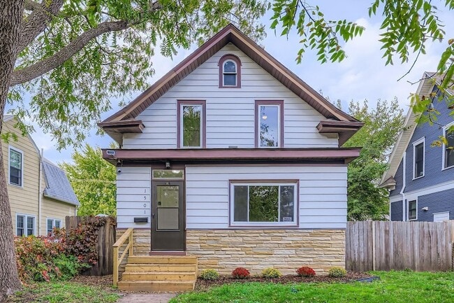 Building Photo - 1501 Sherburne Ave