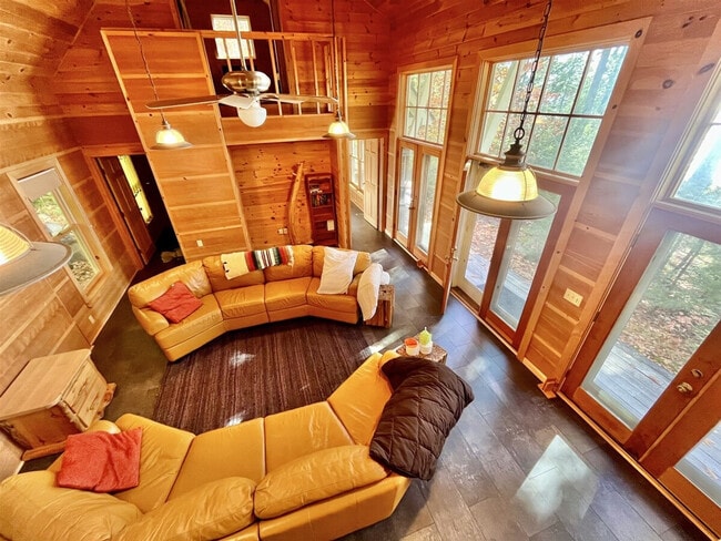 Photo - 11 Basswood Bay Rd Unit ID1255643P