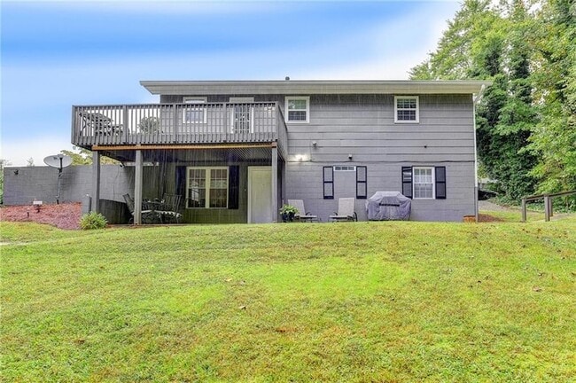 Photo - 6490 Tuggle Dr