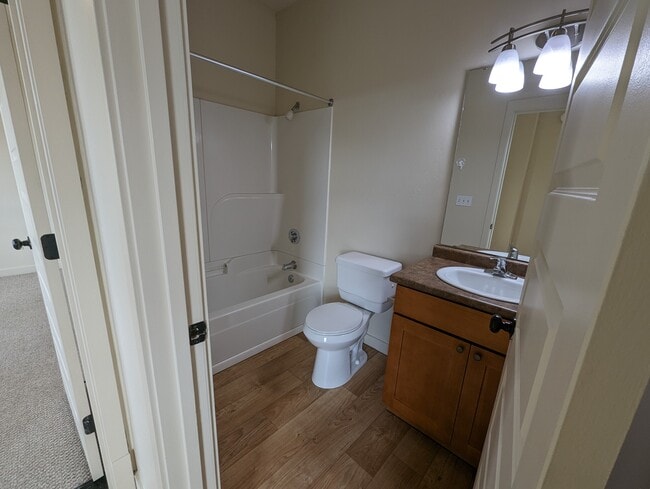 Photo - Alps Apartments