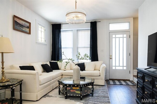 Photo - 4976 Lindenwood Pl