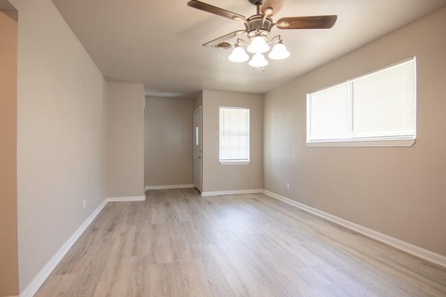 Photo - 3714 Ridgemont Dr