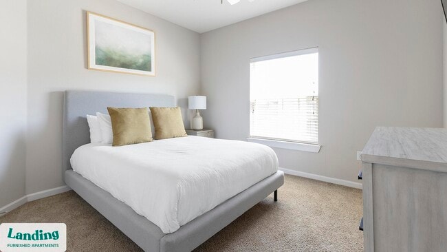 Building Photo - 2745 Westpointe Dr Unit 17202