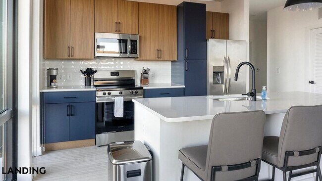 Photo - 1007 S Mint St Unit 710