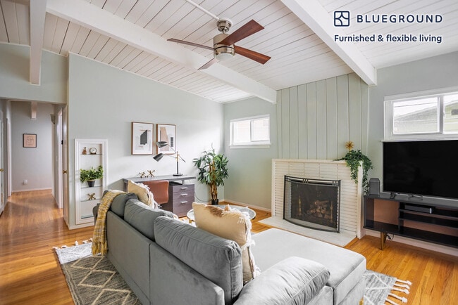 Photo - 312 Haight St