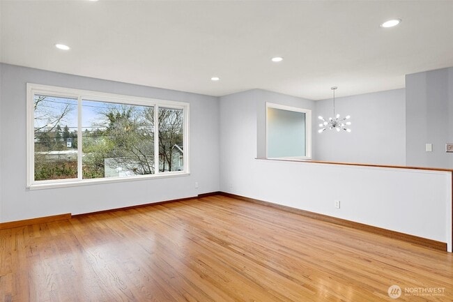 Photo - 3831 Letitia Ave S