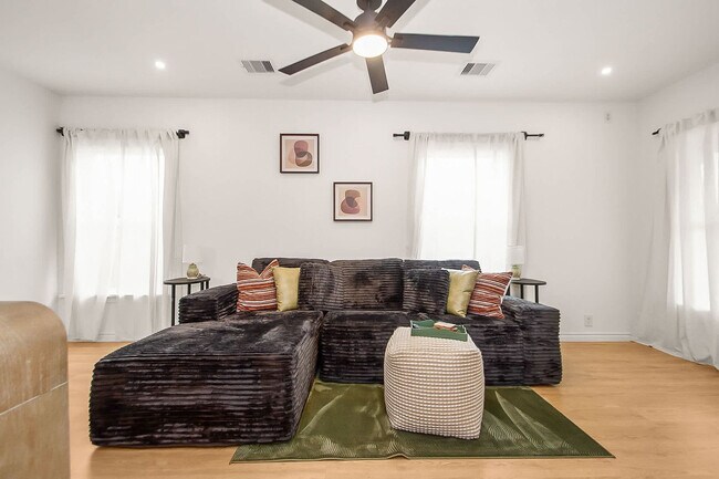 Photo - 3508 Omega St Unit SI ID1625837P