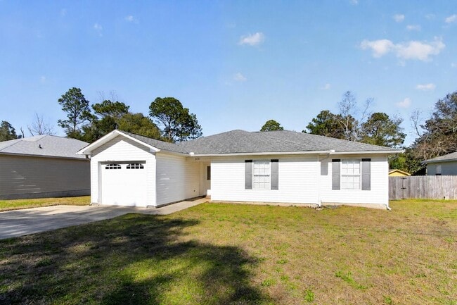 Building Photo - 3151 Forrest Ave