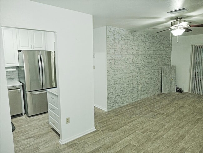 Photo - 5955 Palm Ln Unit A33