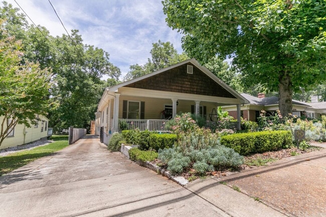 Photo - 1084 Sanders Ave SE Unit ID1261333P