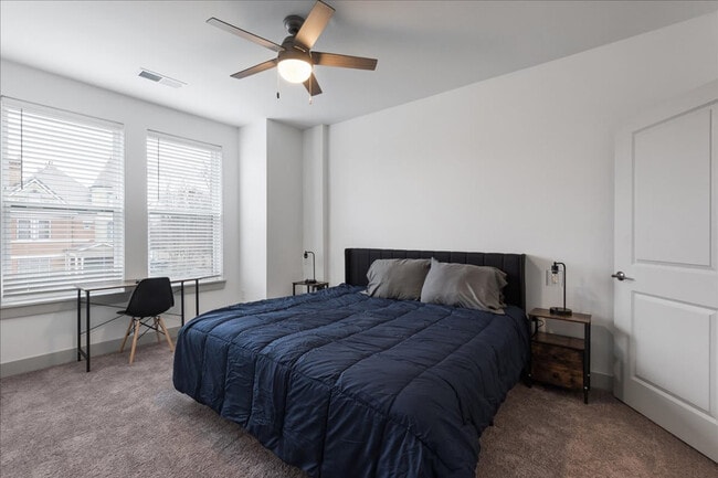 Photo - 2039 Woodburn Ave Unit SI ID1622836P