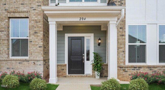 Photo - 101 Decatur Dr