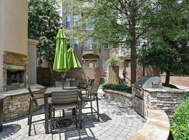 Photo - AMLI Lindbergh