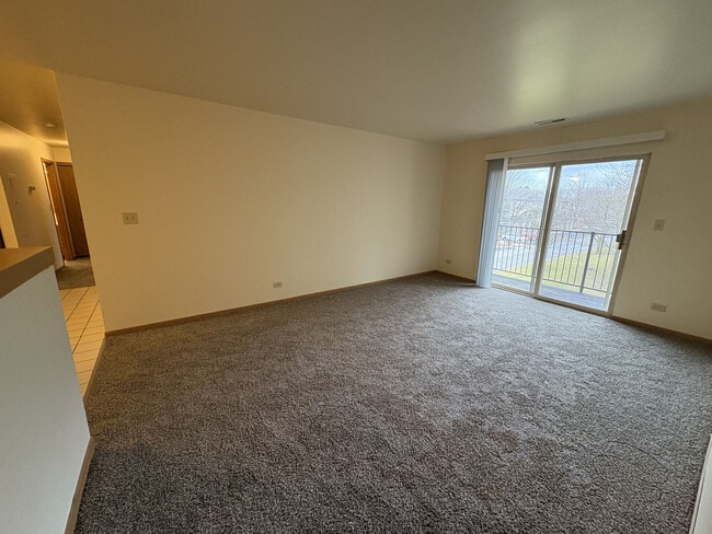 Photo - Maple Leaf Apartments