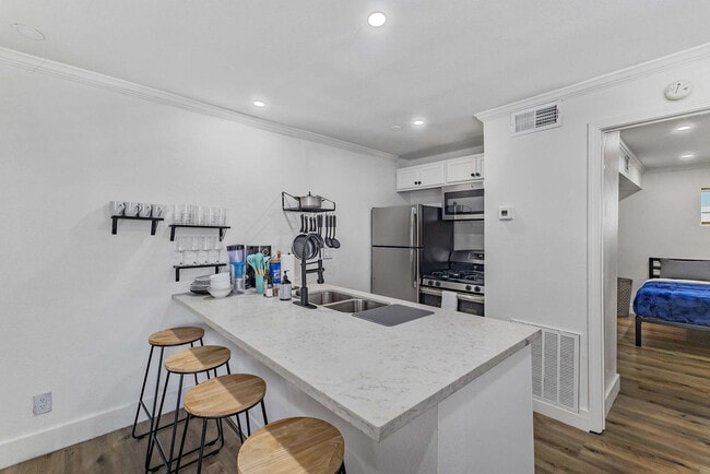 Photo - 2216 Hazard St Unit FL2-ID1257734P