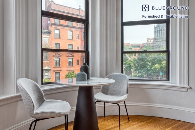 Photo - 499 Beacon St Unit FL3-ID393