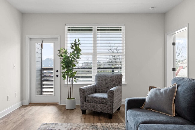 Photo - 2318 E Main St Unit ID1043905P