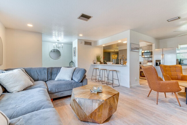 Building Photo - 589 Coconut St Unit SI ID1546106P
