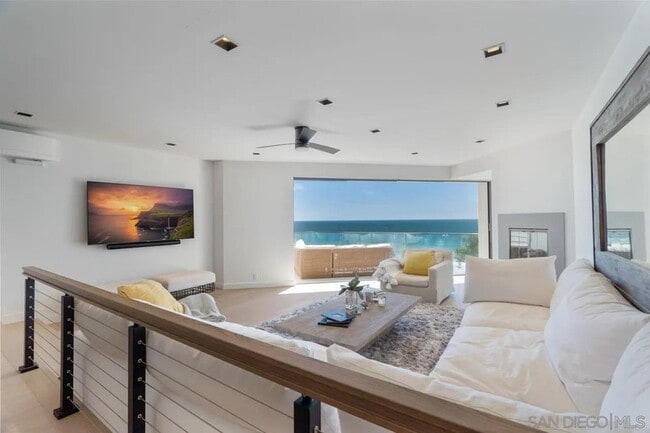 Building Photo - 135 S Sierra Ave Unit 32