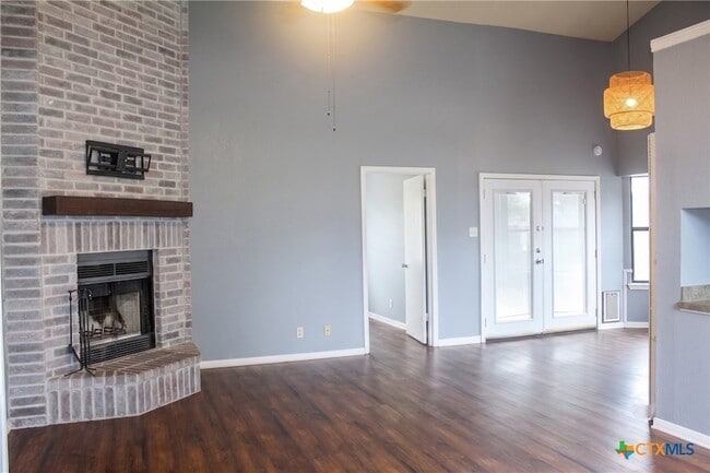 Photo - 4916 Glass Mountain Dr