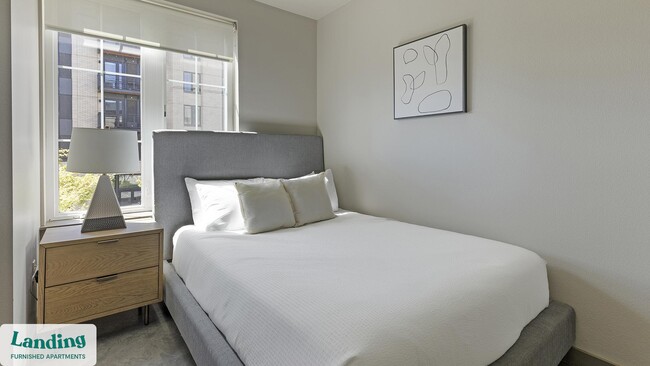 Photo - 1850 NW Front Ave Unit 238