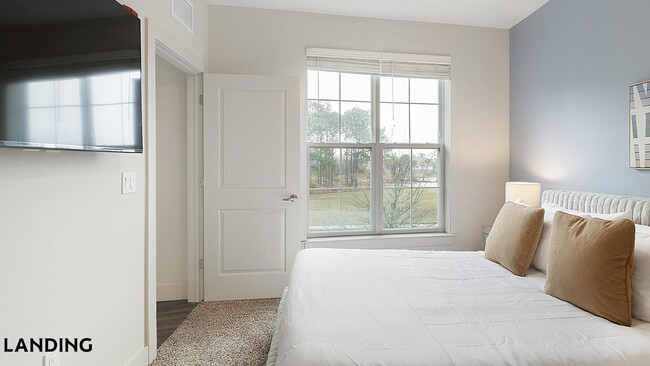 Photo - 5885 Lakehurst Dr Unit 2413