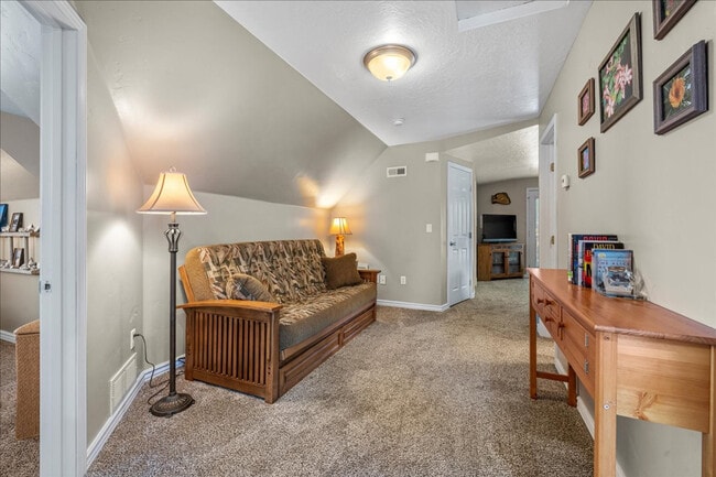 Building Photo - 203 6th Ave S Unit SI ID1308985P