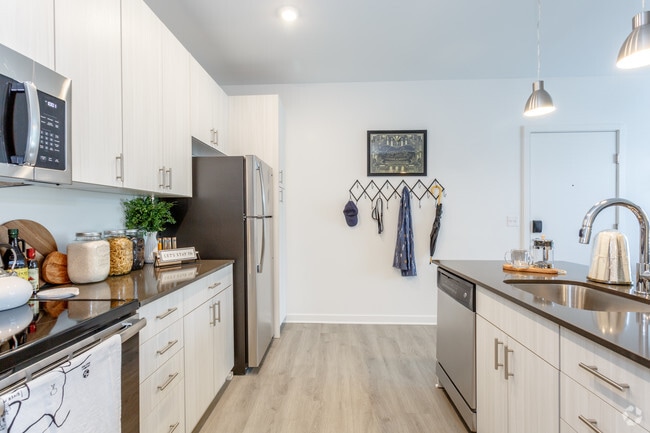 1BR, 1BA - Tempo - Marcato