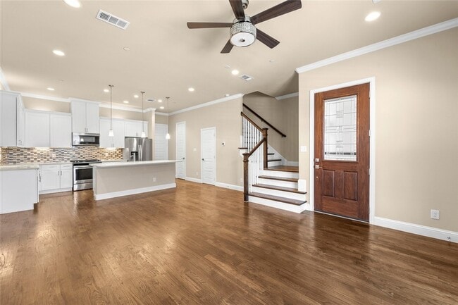 Photo - 2952 Sheridan Dr