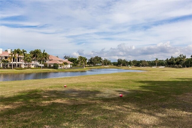 Photo - 3162 Inverness