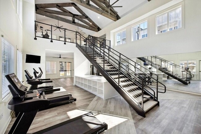 Photo - 1109 Augusta Dr