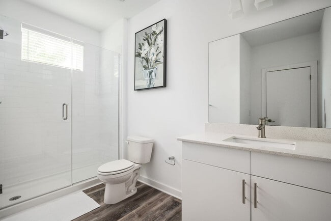 Photo - 542 Boulevard NE Unit ID1299407P