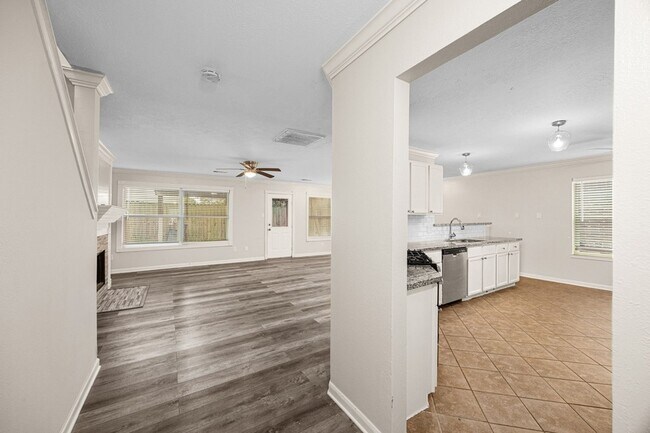 Photo - 11843 Sunny Stream Dr