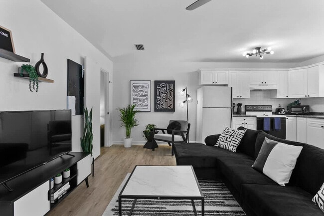 Photo - 2401 Gordon St Unit ID1271941P