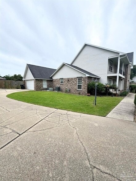 Photo - 3019 Keats Dr