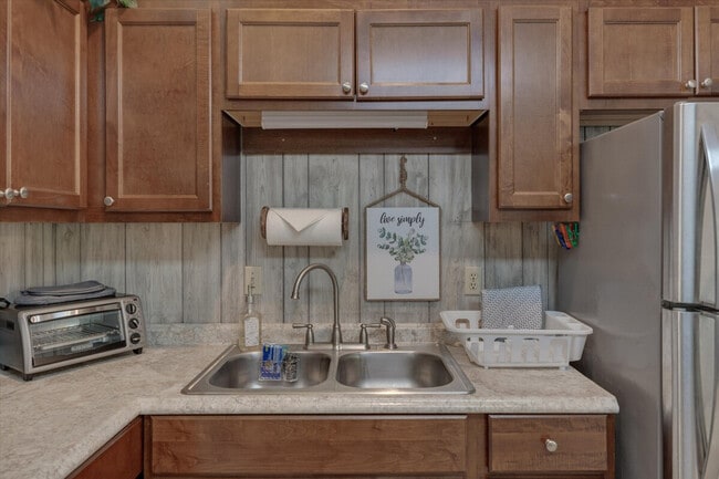 Photo - 4225 Meadowbrook Rd Unit ID1388430P