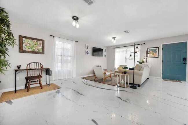 Photo - 2001 N 61st Ave Unit ID1354817P