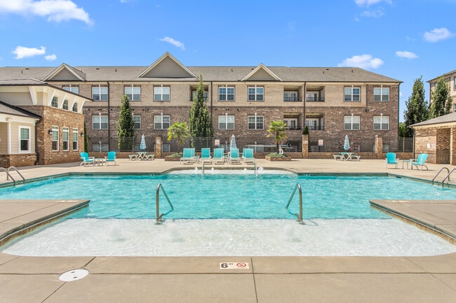 Building Photo - Keystone At Mebane Oaks