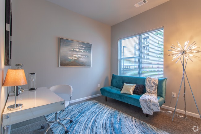 2BR, 2BA - 971 SF Model - The Villages of Twin Oaks