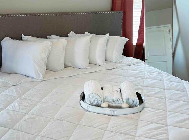 Photo - 12800 Corporate Hill Dr Unit SI ID1490322P