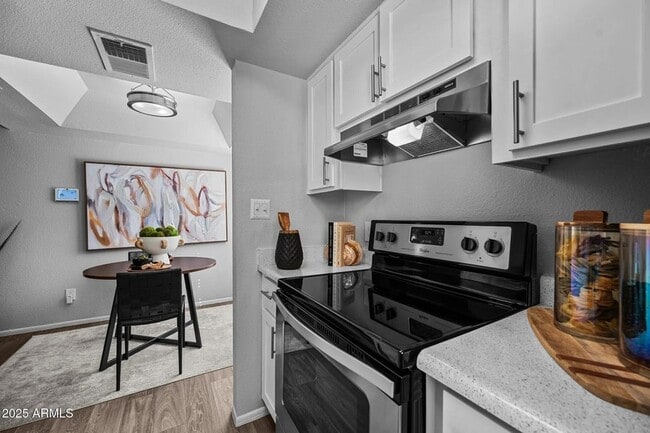 Photo - 4748 W Sierra Vista Dr Unit A1