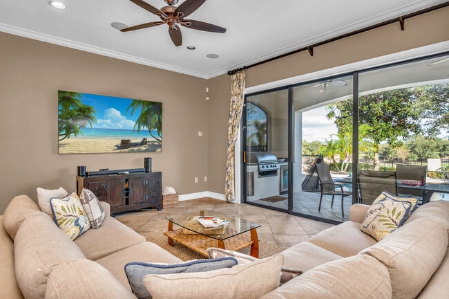 Photo - 855 Golden Bear Dr Unit ID1036618P