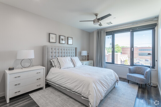 2 BR, 2 BA - Master Bedroom - 2000 Pennsylvania Avenue