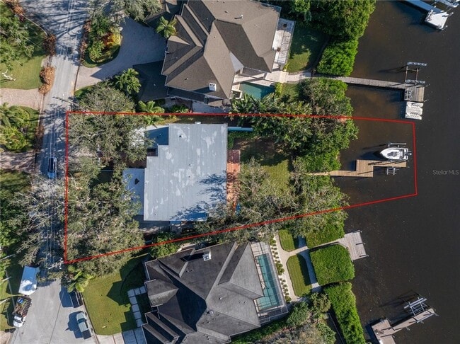 Photo - 838 Monterey Blvd NE